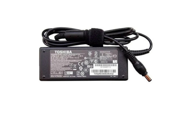 Cargador Toshiba 3.95