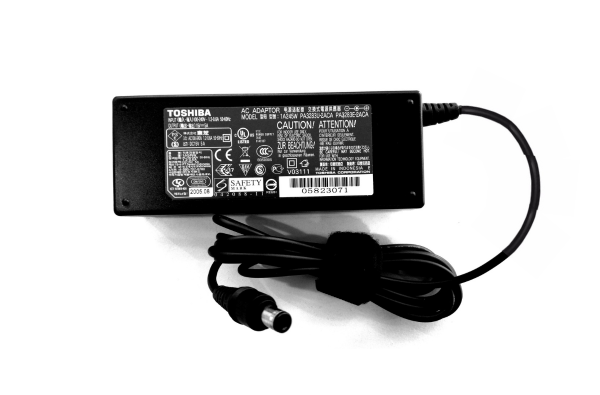 Cargador Toshiba 15-5